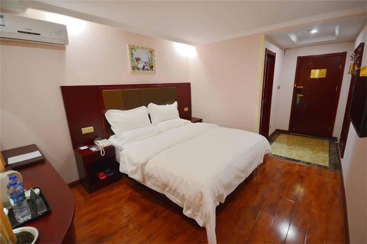 Greentree Inn Jiangsu Taizhou Jingjiang Renmin S) Road Zhongxu Road Business Hotel 外观 照片