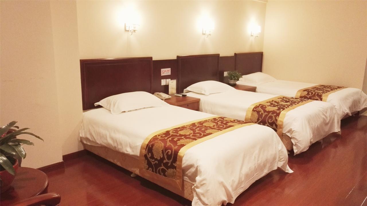 Greentree Inn Jiangsu Taizhou Jingjiang Renmin S) Road Zhongxu Road Business Hotel 外观 照片